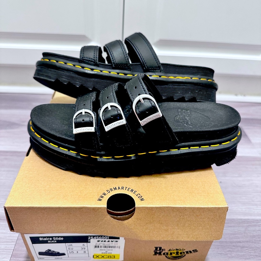 Dr. Martens BLAIRE LEATHER SLIDE SANDALS
